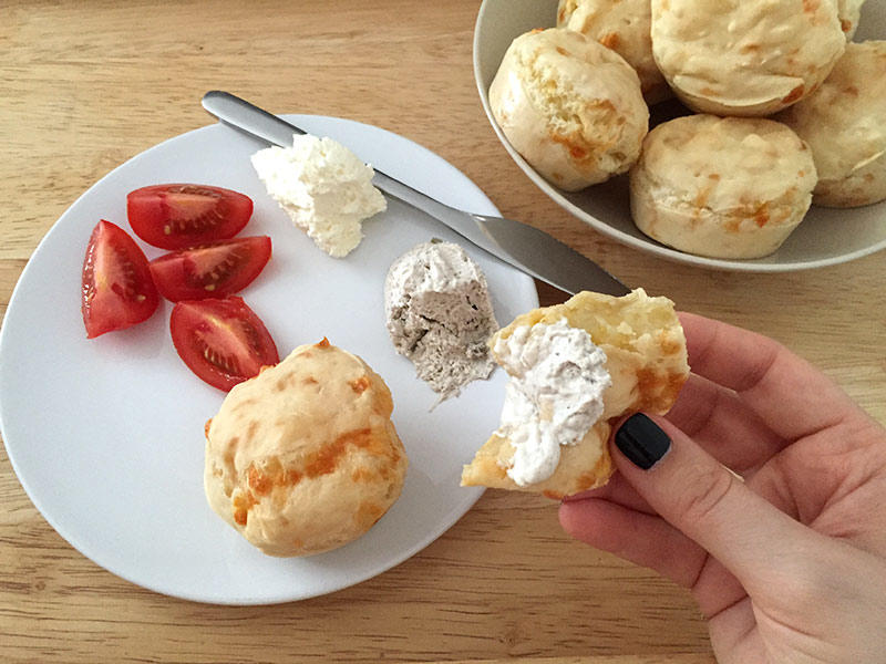 Pãos de Queijo – glutenfreie Käsebrötchen